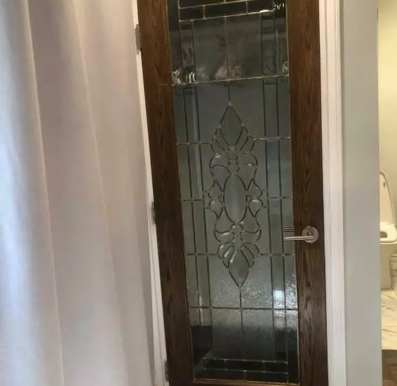 ペンション Raven S Cache Bed And Breakfast