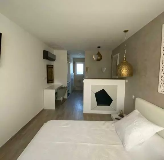 ベッドアンドブレックファースト Chambre D Hôtes Oasis D éden