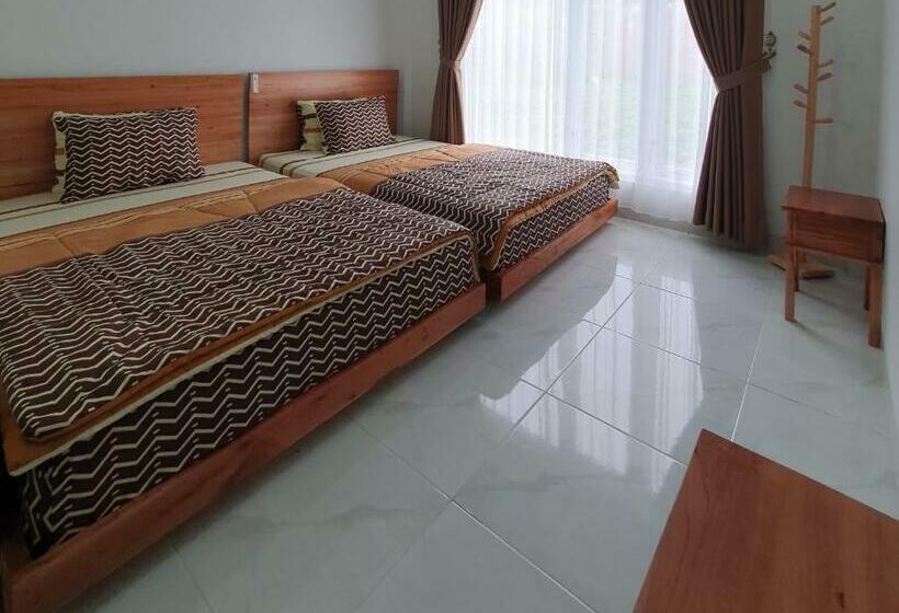 Bed and Breakfast Homestay Dieng Dharma Dihyang