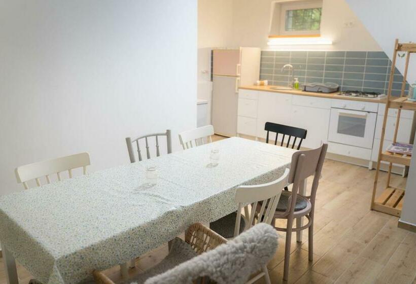 Hegyestű Lába Vendégház