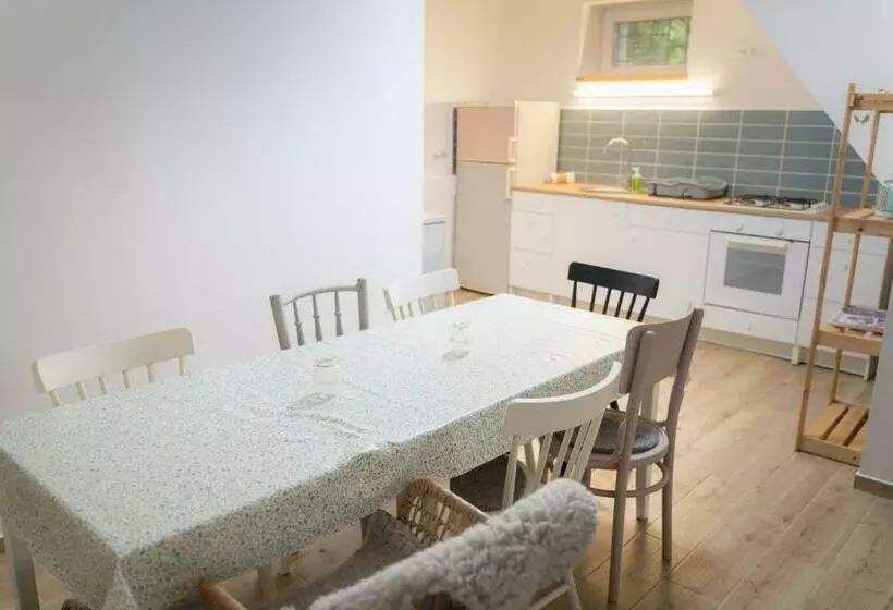 Hegyestű Lába Vendégház