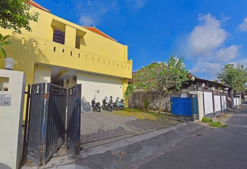 Отель Oyo 91445 Sandat Guest House