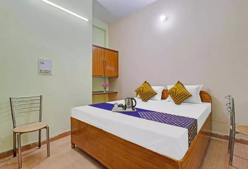 ホテル Spot On Ganpati Home Stays
