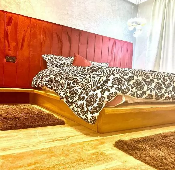 Luxury Apartment 2