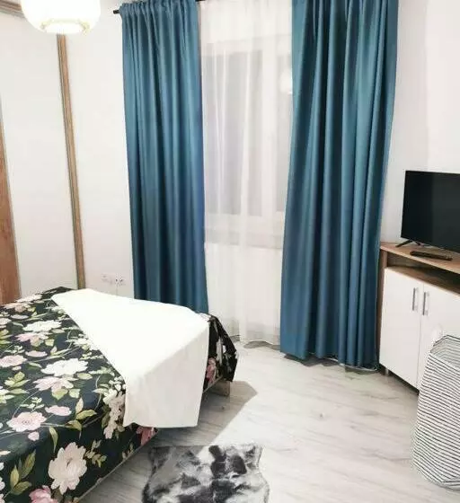 New Cozy Apartment In Otopeni Near Airport