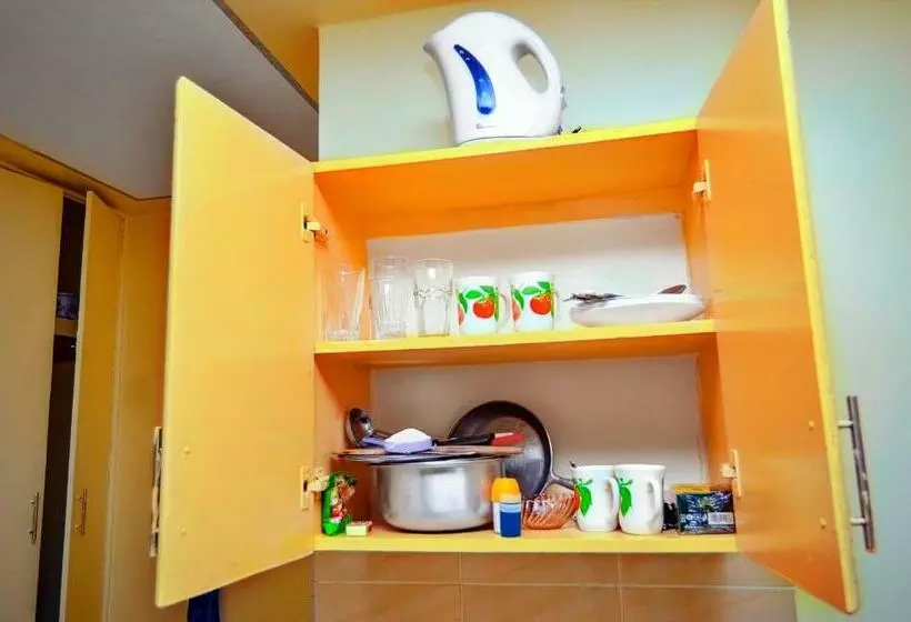 پانسیون Attic Place South B