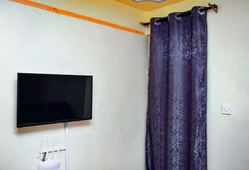 پانسیون Attic Place South B
