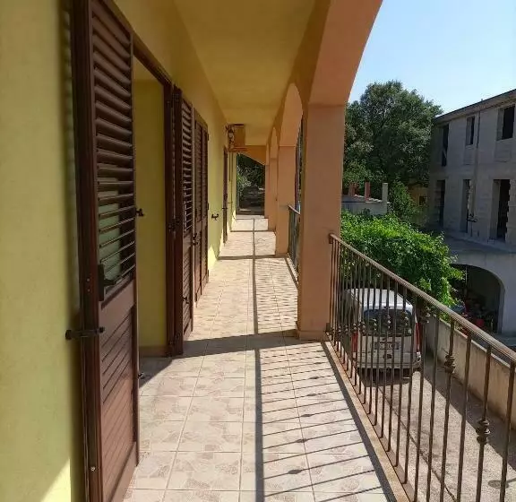 پانسیون Casa Golloi
