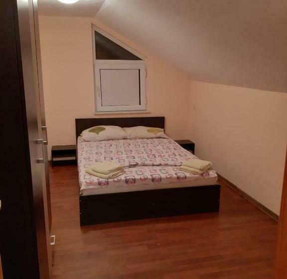 פנסיון Casa Grig