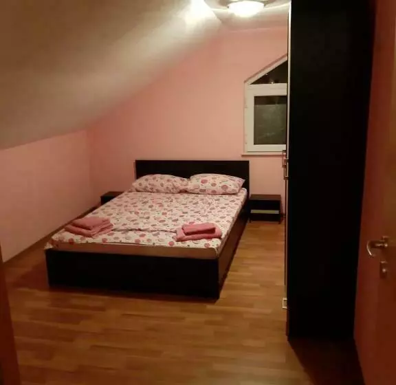 پانسیون Casa Grig