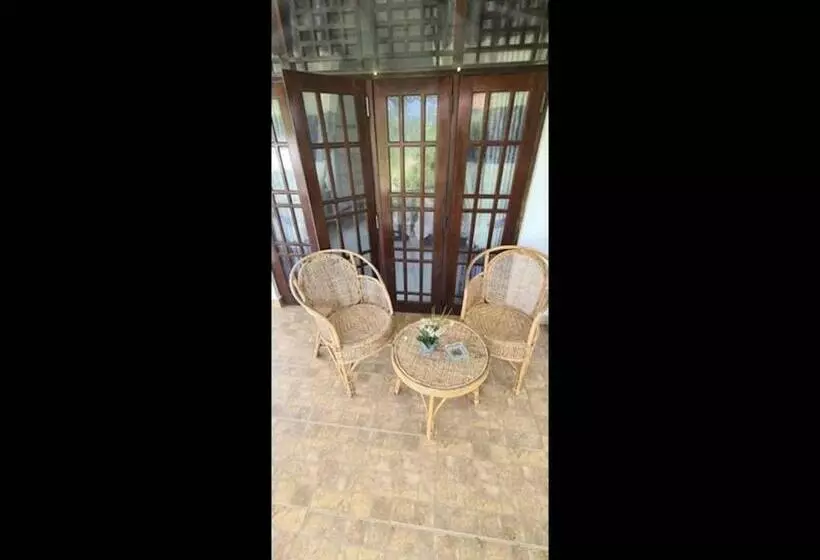 ペンション Room In Bb   Ja Elas French Touch Entire Villa