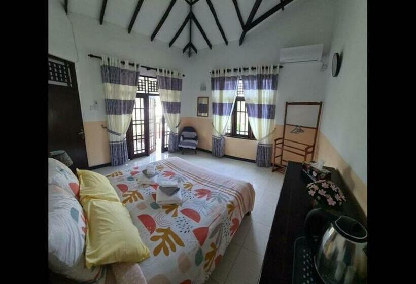 פנסיון Room In Bb Ja Elas French Touch Entire Villa