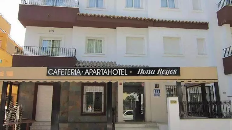 Apartahotel Doña Reyes