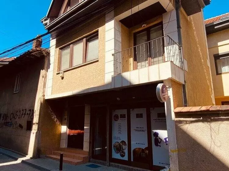 Den Hostel