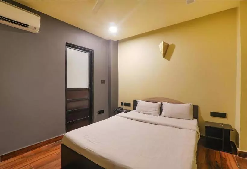 Hotel Fabexpress Lemon Grass