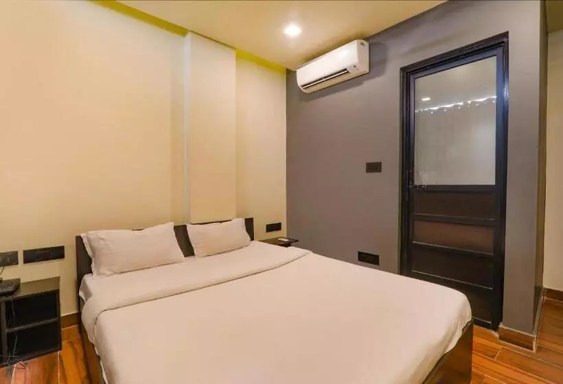 Hotel Fabexpress Lemon Grass