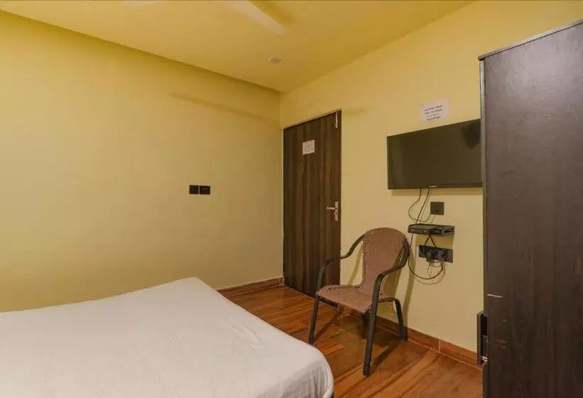Hotel Fabexpress Lemon Grass