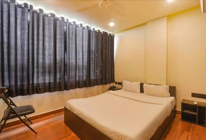 Hotel Fabexpress Lemon Grass