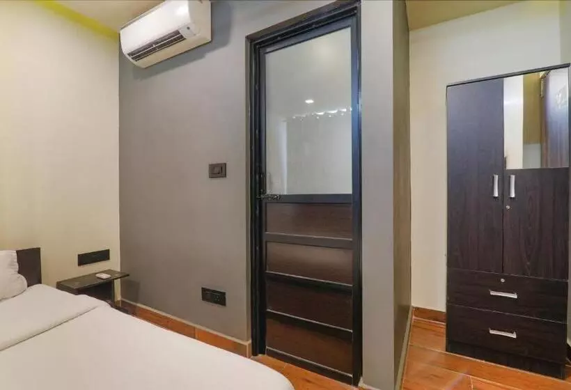 Hotel Fabexpress Lemon Grass