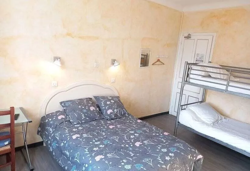 ホテル Hôtel Le Vauban
