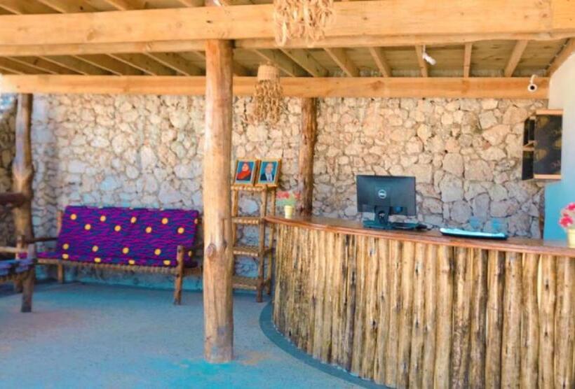 בית מלון כפרי Jabali Bungalows Lodge