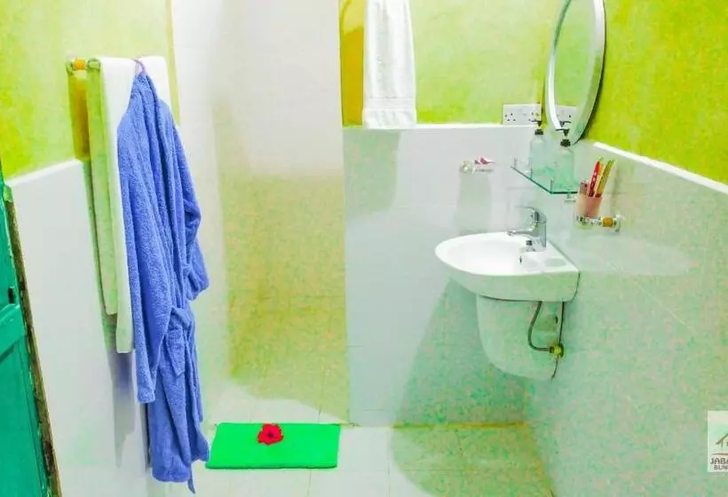 Hotelli Jabali Bungalows Lodge