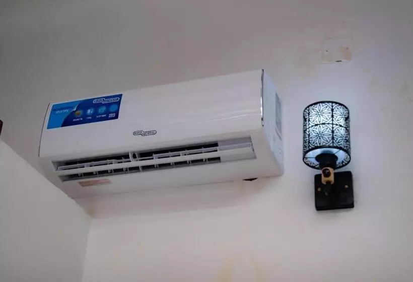 Hotelli Jabali Bungalows Lodge