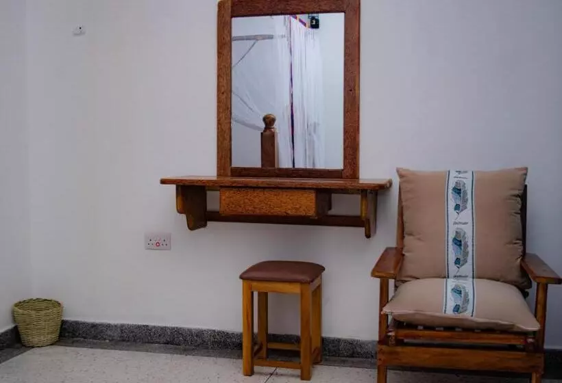 Hotelli Jabali Bungalows Lodge