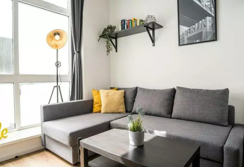 Industrial Loft In Berlin Mitte