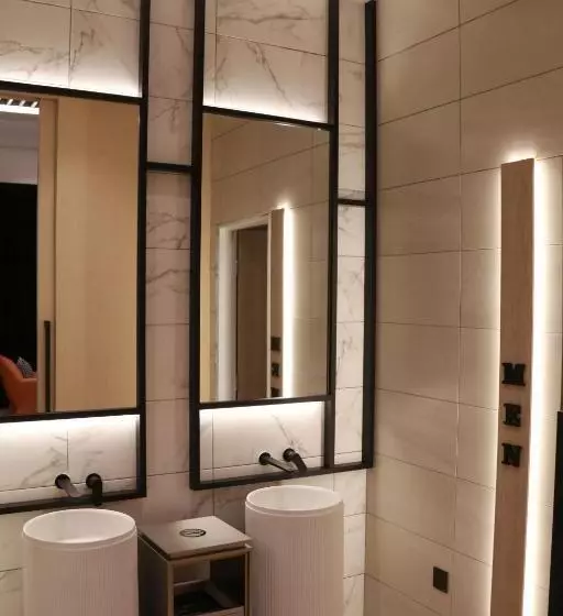 Otel Hotel Suite