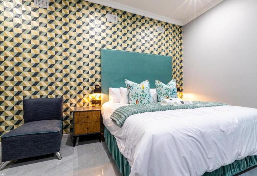 פנסיון 5th On Preston Guest House