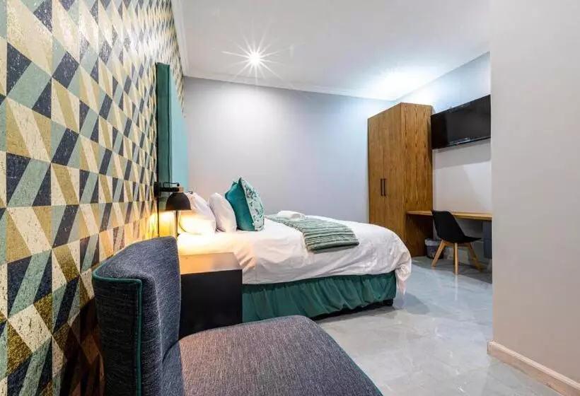 Majatalo 5th On Preston Guest House