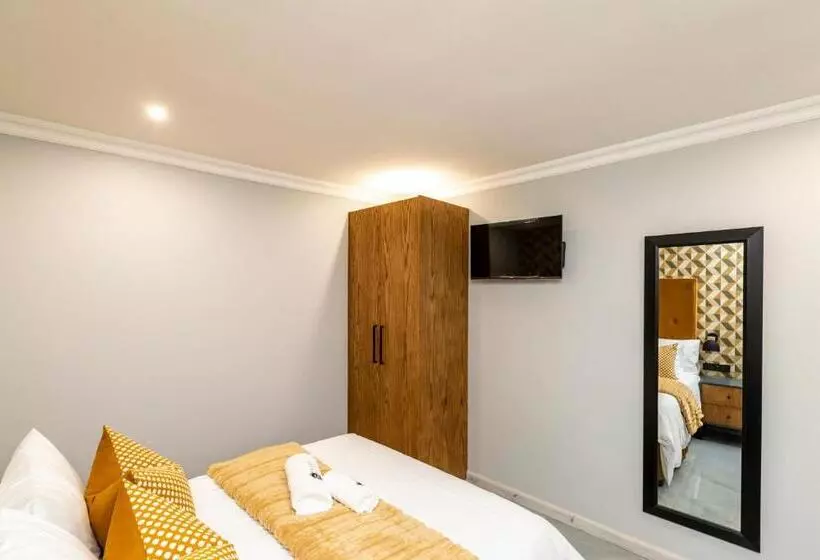 Majatalo 5th On Preston Guest House