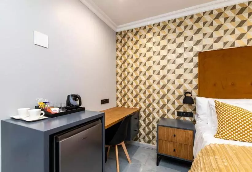 Majatalo 5th On Preston Guest House