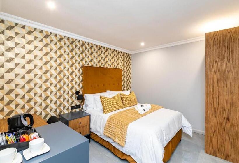 פנסיון 5th On Preston Guest House