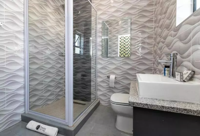 Majatalo 5th On Preston Guest House