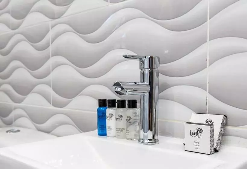 Majatalo 5th On Preston Guest House