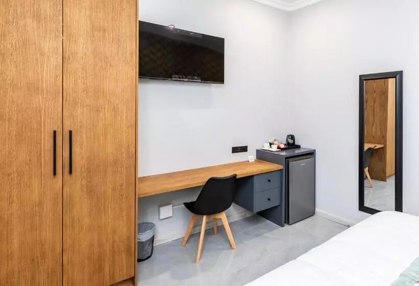 Majatalo 5th On Preston Guest House