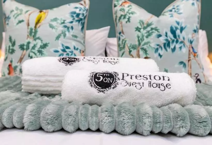 Majatalo 5th On Preston Guest House