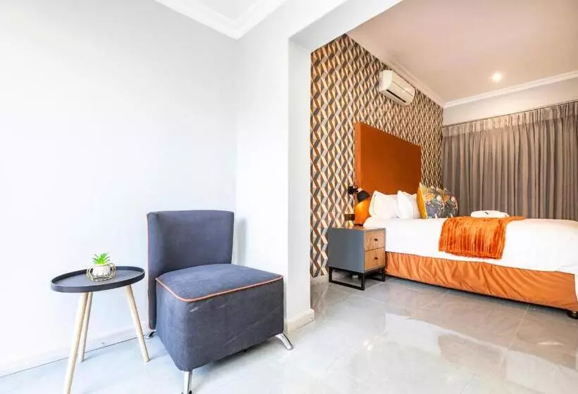 Majatalo 5th On Preston Guest House