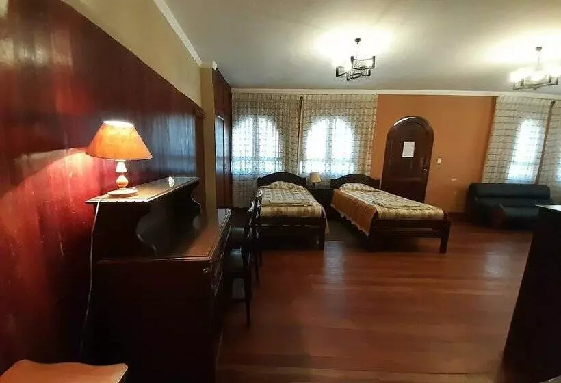 پانسیون Hostal Republica