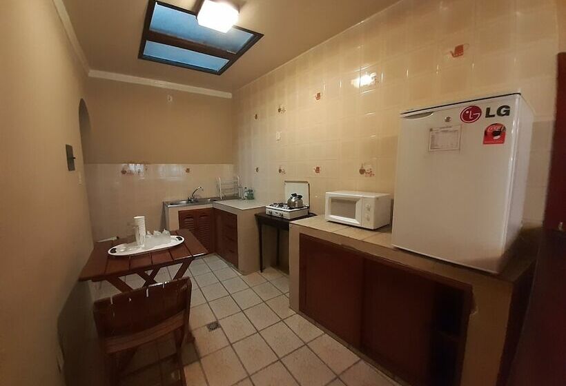 پانسیون Hostal Republica