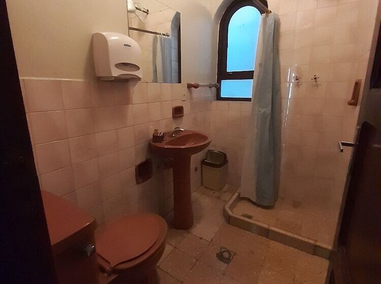 پانسیون Hostal Republica