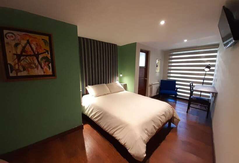 پانسیون Hostal Republica