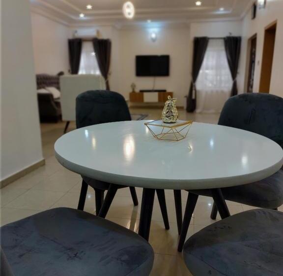 پانسیون Vintz Apartments