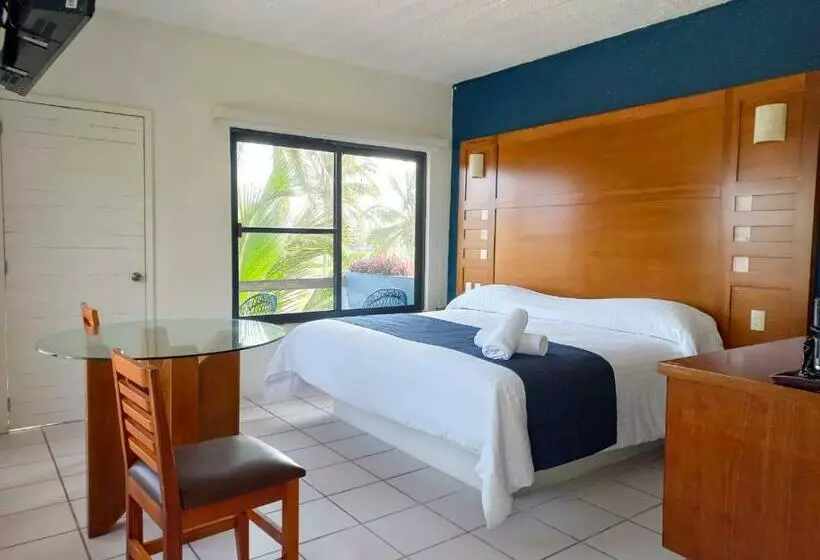 Hotelli Torre Marina