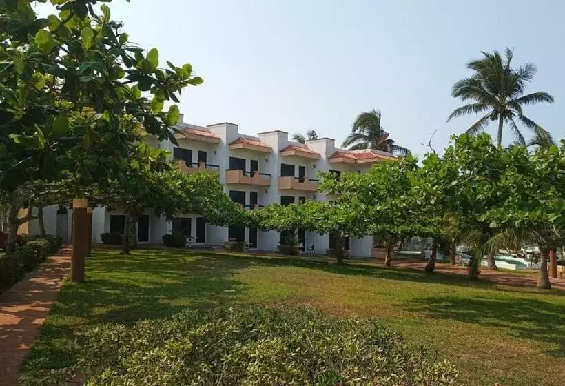 Hotelli Torre Marina