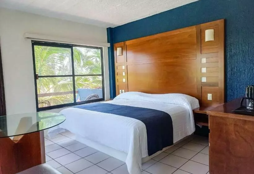 Hotelli Torre Marina