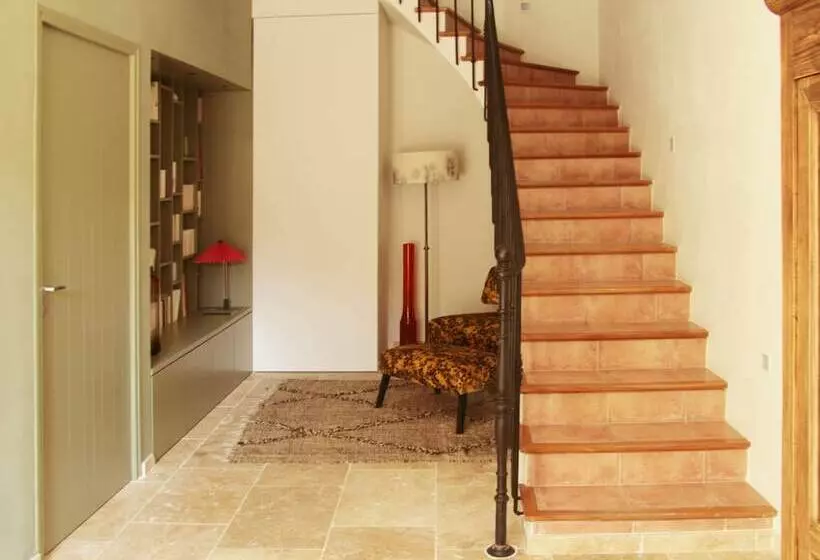 ペンション Marcelle En Camargue