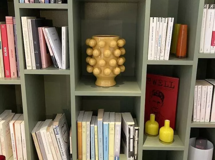 ペンション Marcelle En Camargue